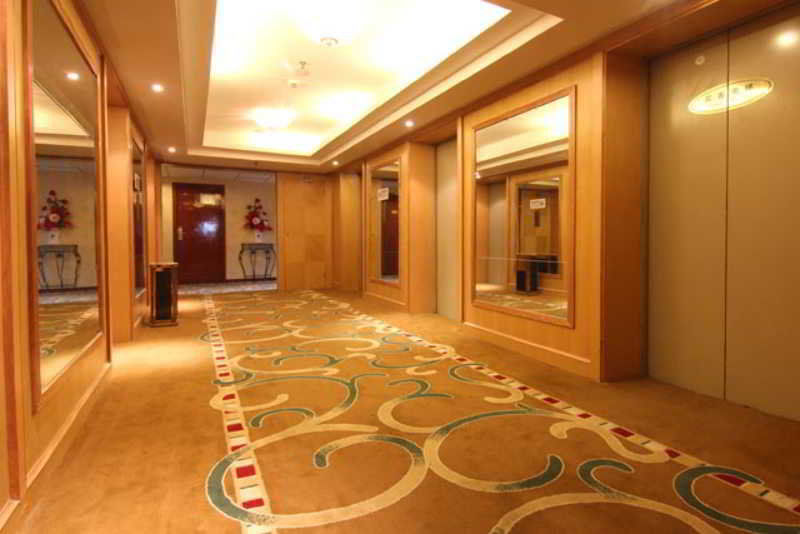 Man Xin Hotel Shanghaj Zewnętrze zdjęcie